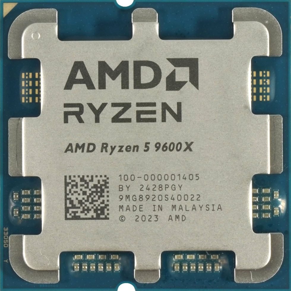 מחשב גיימינג Ryzen 5 9600X RTX 5070 12GB White 32GB DDR5 2TB NVMe